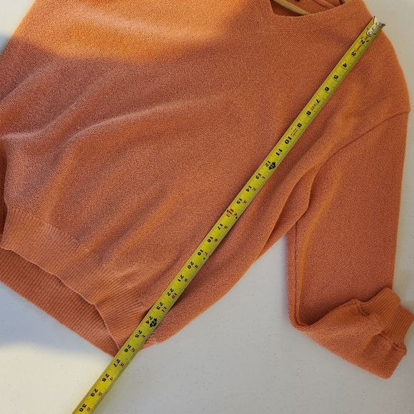Vintage 90s Orange Knit Lightweight Sweater V-Neck Peru Alpaca Mens Size Medium - Picture 11 of 12